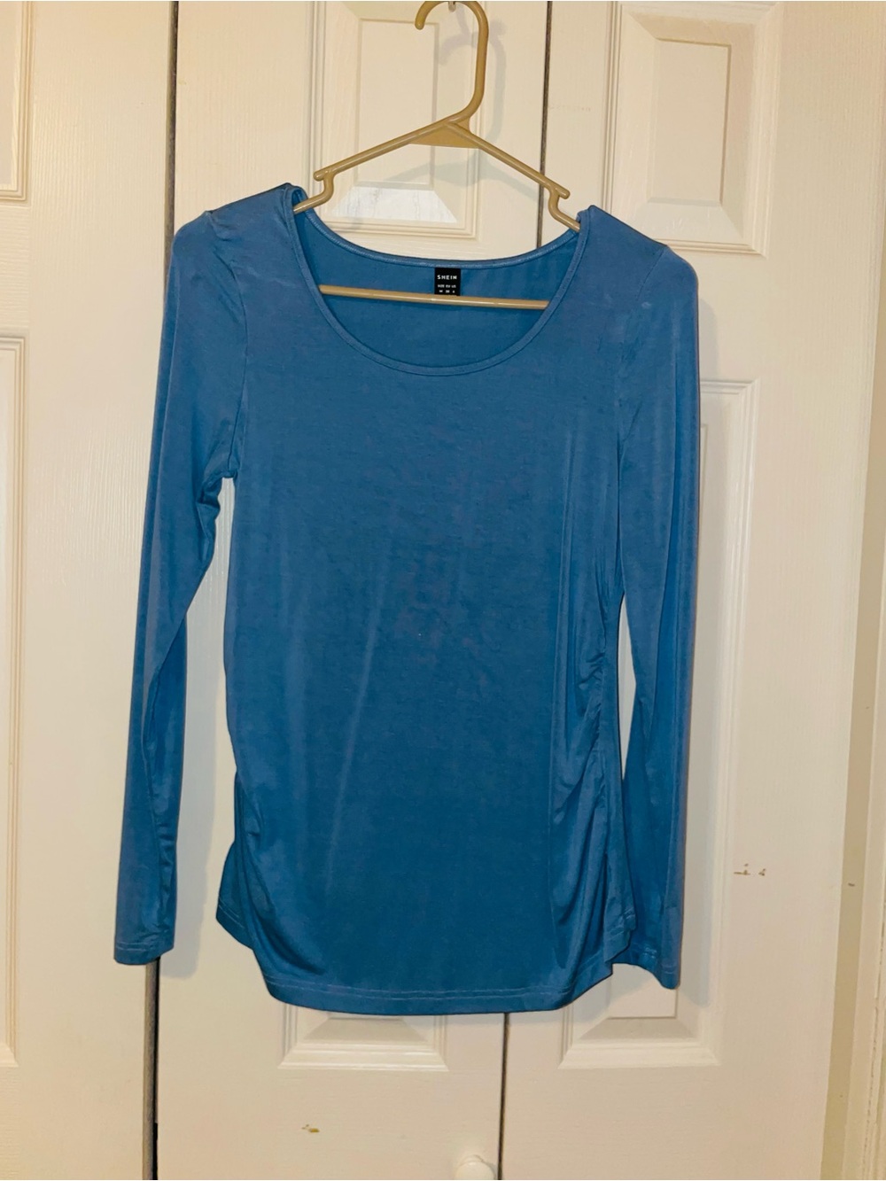 SHEIN Blue Long-Sleeve Scoop Neck Top